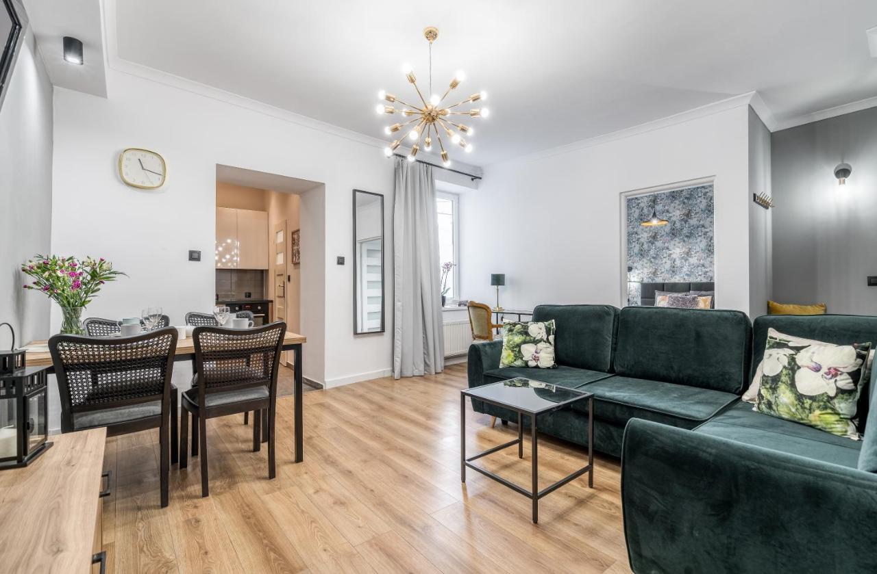 Apartament Siesta Torun Bagian luar foto
